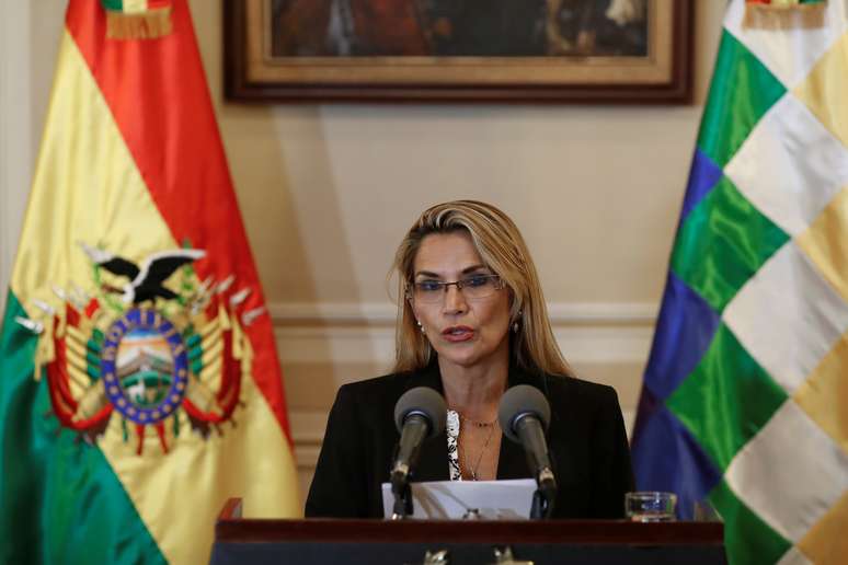 Presidente interina da Bolívia Jeanine Añez
13/11/2019
REUTERS/Carlos Garcia Rawlins