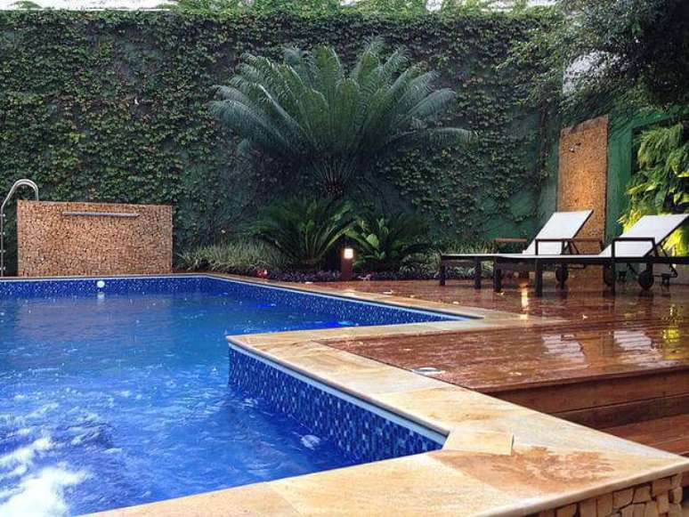 45. Combine os materiais da sua borda de piscina para garantir que tudo seja impec&aacute;vel &ndash; Por: Carmem &Aacute;vil