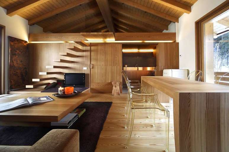 37. Casas de madeira com um design e decoração bastante modernos