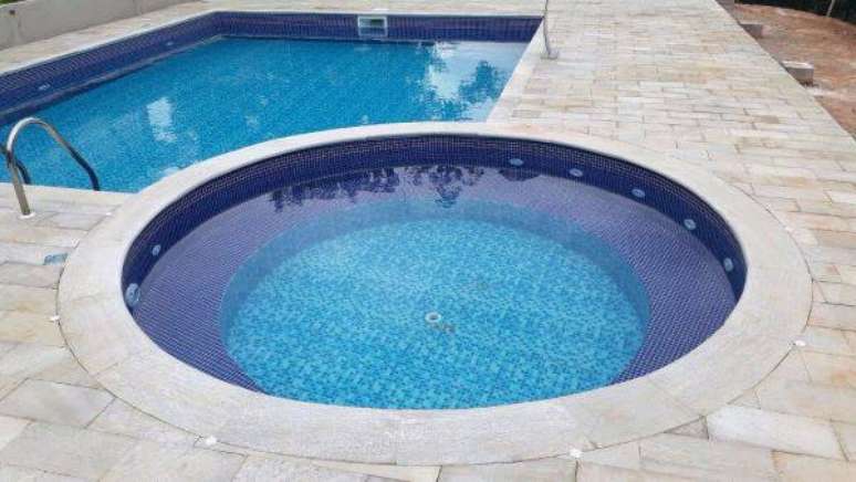 17. Pedra s&atilde;o tom&eacute; para borda de piscina &ndash; Por: Mercado Livre