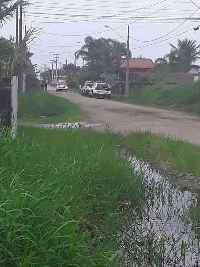 A rua em que o idoso morava, no balneário Leão de Iguape, em Ilha Comprida