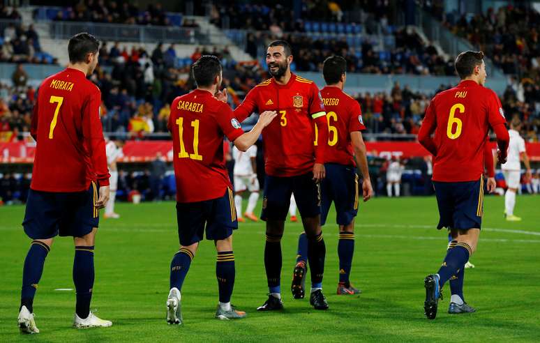Jogadores da Espanha comemoram gol marcado contra Malta pela eliminat&oacute;ria para a Eurocopa de 2020
15/11/2019 REUTERS/Marcelo del Pozo 