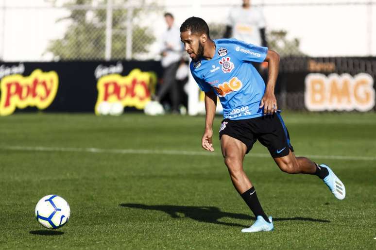 Última partida de Everaldo foi no mês de agosto (Foto: Rodrigo Gazzanel/Ag. Corinthians)