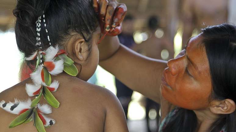 Rituais xamânicos têm ajudado a atrair turistas para as aldeias, atividade que se tornou a principal fonte de receitas da comunidade