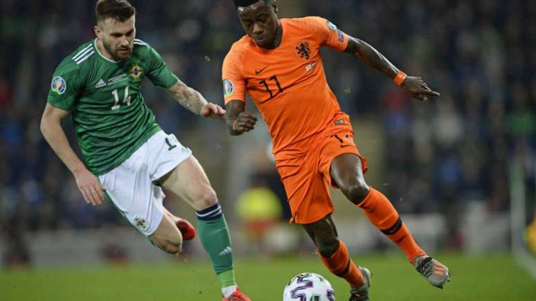 Irlanda do Norte e Holanda ficaram no empate por 0 a 0 (AFP)