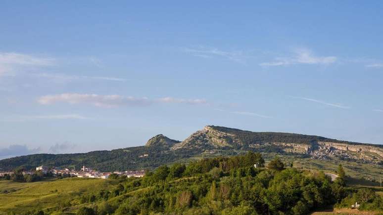 Como Molise era originalmente parte da região de Abruzzo, muitos italianos gostam de brincar que ela não existe