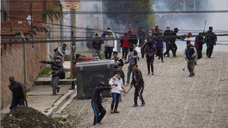 A Bol&iacute;via tem tido protestos de apoiadores de Evo desde sua sa&iacute;da do poder