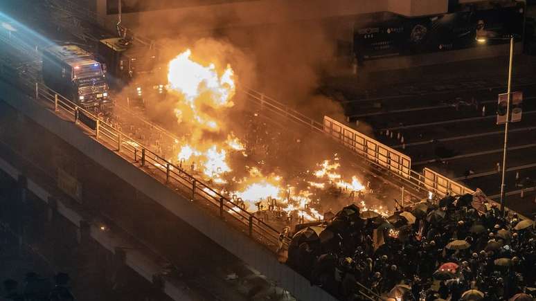 Os protestos e a repressão policial têm causado tensão há meses