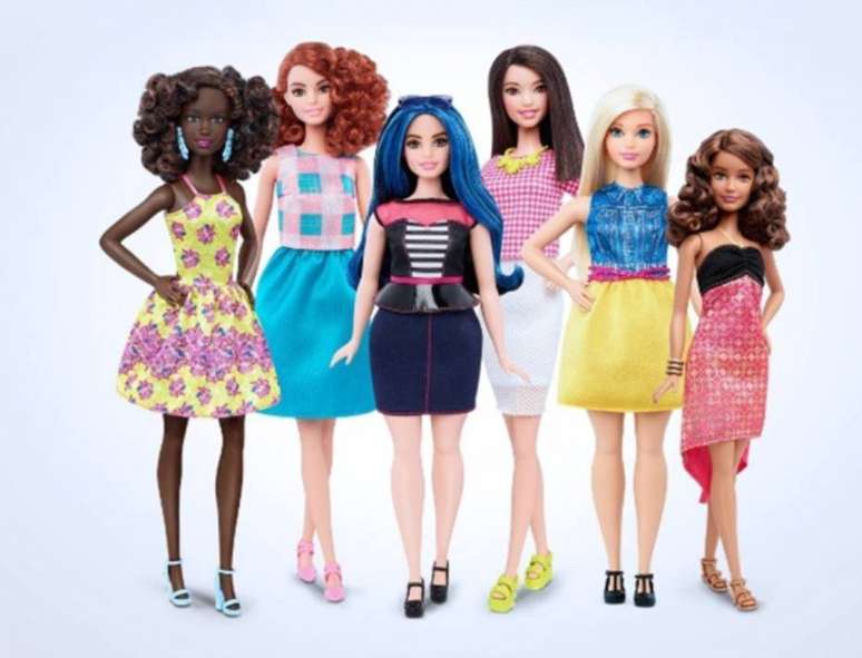 Mattel lançou, em 2016, uma edição da Barbie negra.