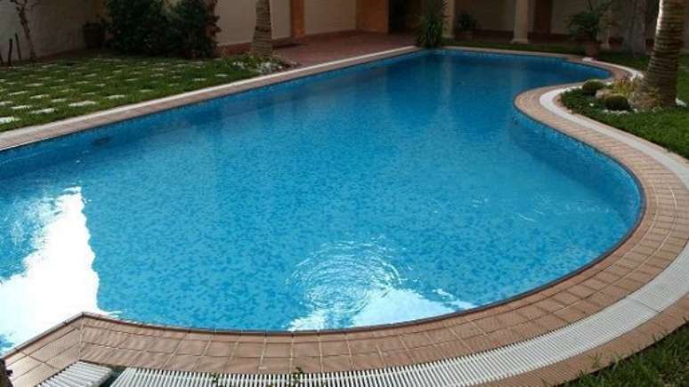 17. Modelo de piscina de vinil com lateral arredondada. Fonte: Casa e Festa