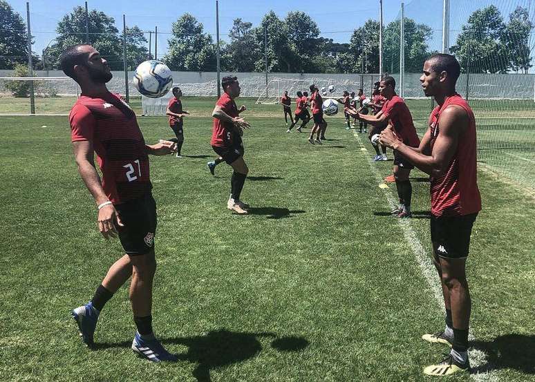 Depois de perder em BH , Vitória precisa de um empate para garantir permanência (Foto:Divulgação/ECV)