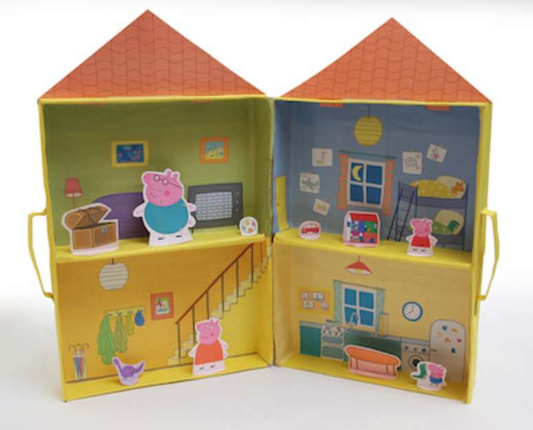 22. Artesanato com caixa de leite transformado numa casa de bonecas. Fonte: Pinterest
