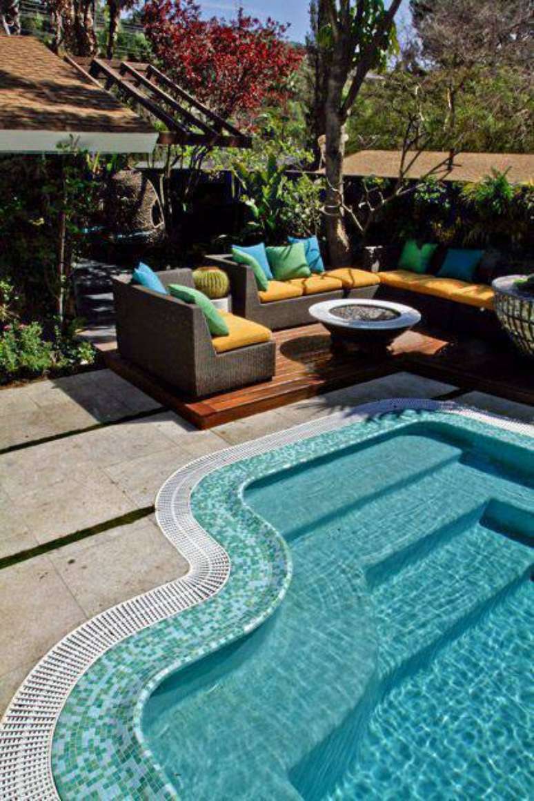 40. O revestimento para piscina precisa ser durável. Foto: Los Angeles Times