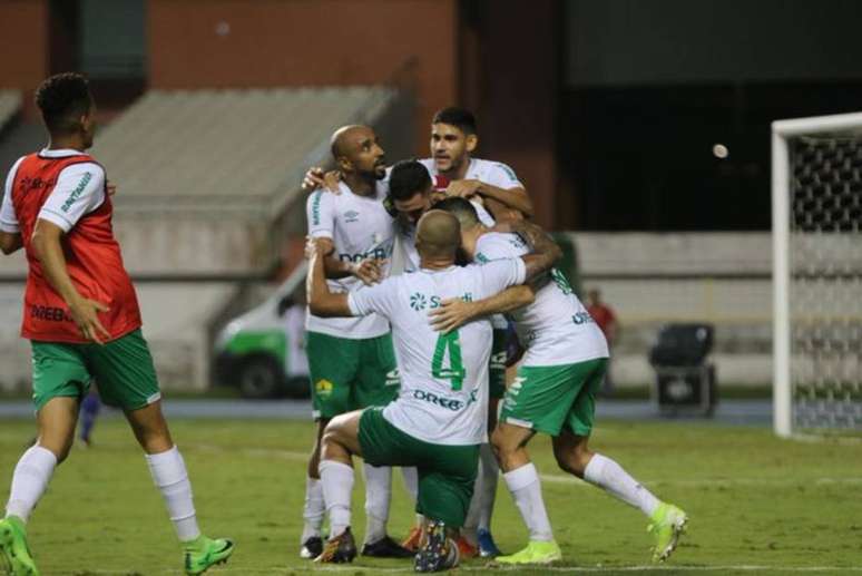 Com gol nos acréscimos, Cuiabá levou a decisão da Copa Verde contra o Paysandu para os pênaltis e acabou conquistando o título