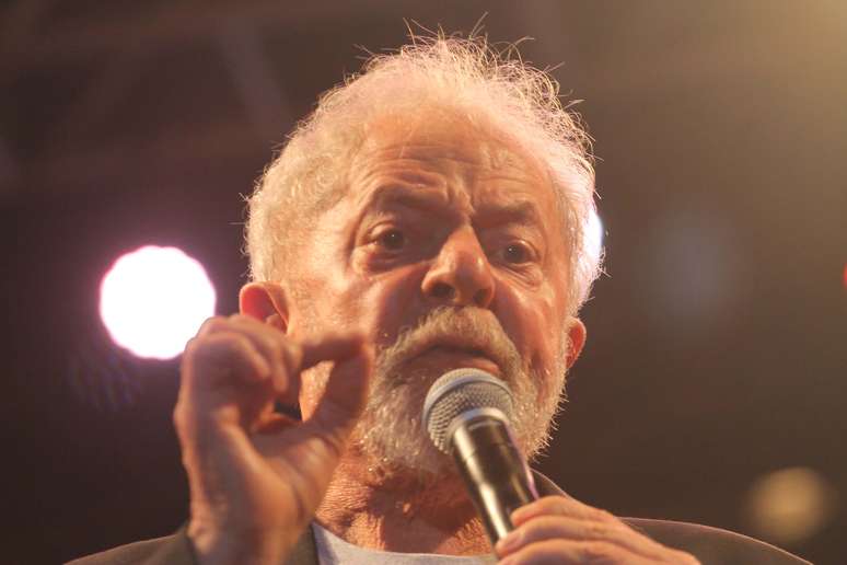O ex-presidente Lula durante o Festival Lula Livre na Praça Nossa Senhora do Carmo