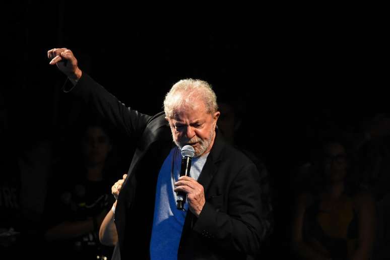 Ex-presidente discursa no festival &#034;Lula Livre&#034;, em Recife, Pernambuco.