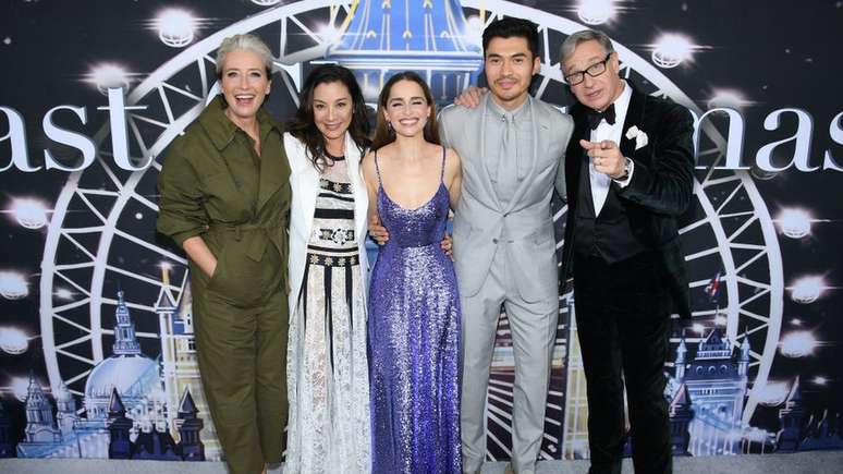 Emilia agora estrela a com&eacute;dia rom&acirc;ntica 'Last Christmas', com Emma Thompson