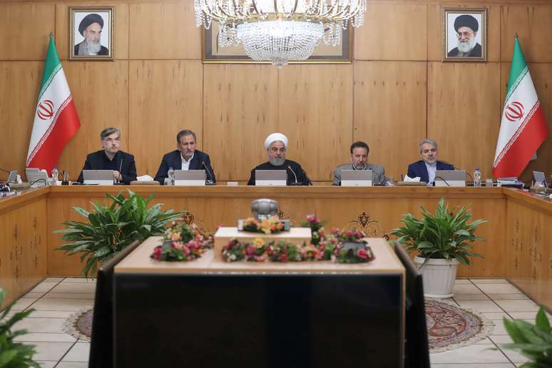 Presidente do Irã, Hassan Rouhani, durante reunião de gabinete em Teerã
20/11/2019
Site Oficial da Presidência/Divulgação via REUTERS