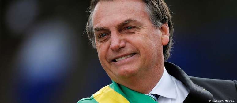 "Sucesso de Bolsonaro é uma história específica brasileira", diz cientista político