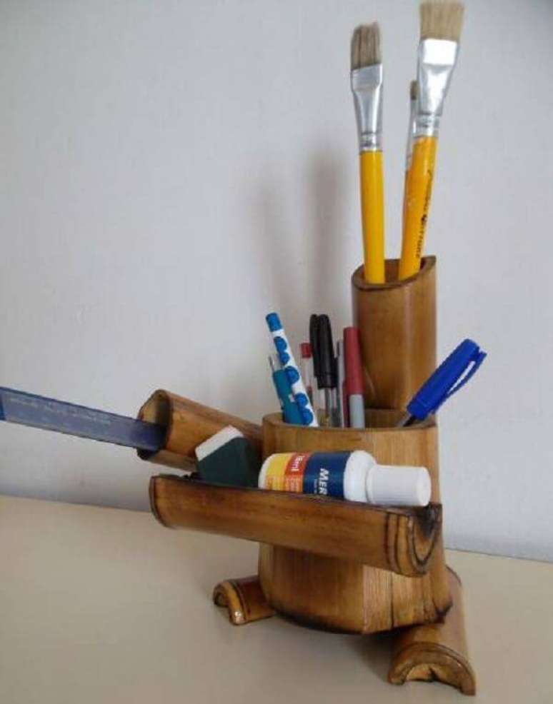 30. É possível criar peças engenhosas e que auxiliam na organização por meio do artesanato com bambu. Fonte: Pinterest