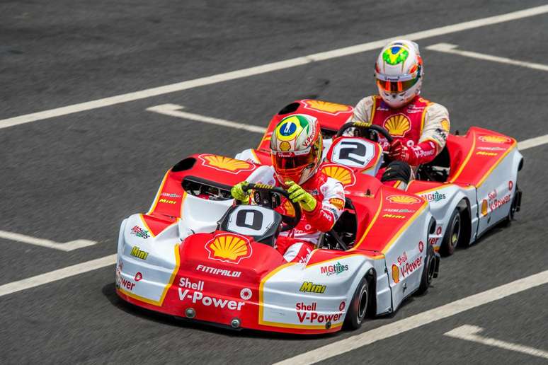 Equipe Shell Fittipaldi nas 500 Milhas de Kart Granja Viana 2018 (Foto: José Mário Dias)