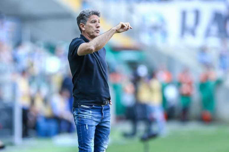 Renato Gaúcho ainda não definiu o seu futuro (Foto: Lucas Uebel/Grêmio FBPA)
