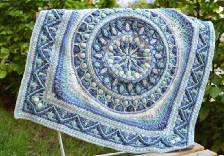 56. Tapete de crochê com desenhos geométricos – Por: Decor Fácil