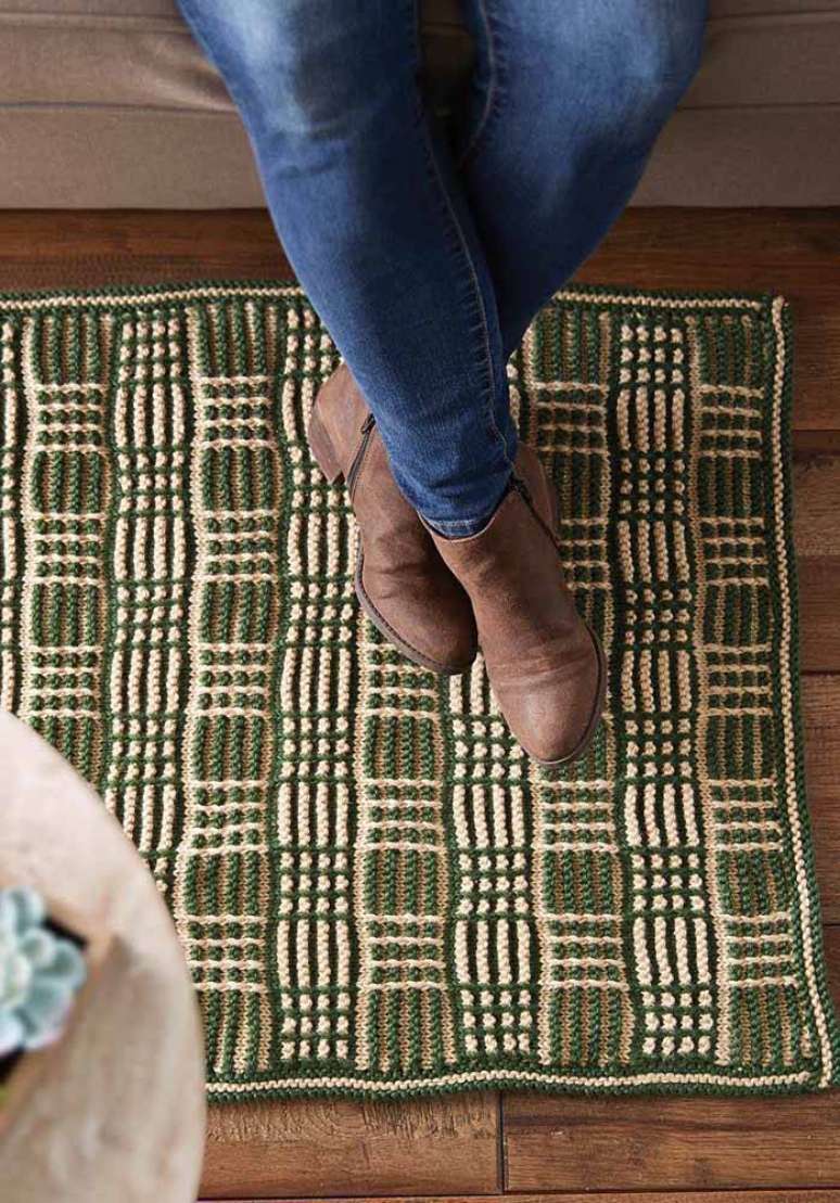 41. O tapete de crochê quadrado para sala de estar é fácil de fazer – Por: Pinterest