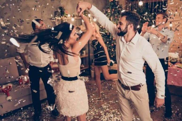 14. Faça um playlist animada para sua festa de ano novo – Foto: Shutterstock