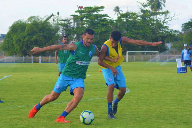 CSA vem de dura derrota contra o Fluminense no Estádio Rei Pelé (Foto: Augusto Oliveira/RCortez/CSA)