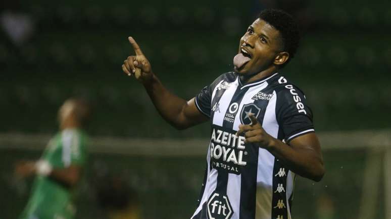 Rhuan comemora o gol da vitória (Foto:Vítor Silva/Botafogo)