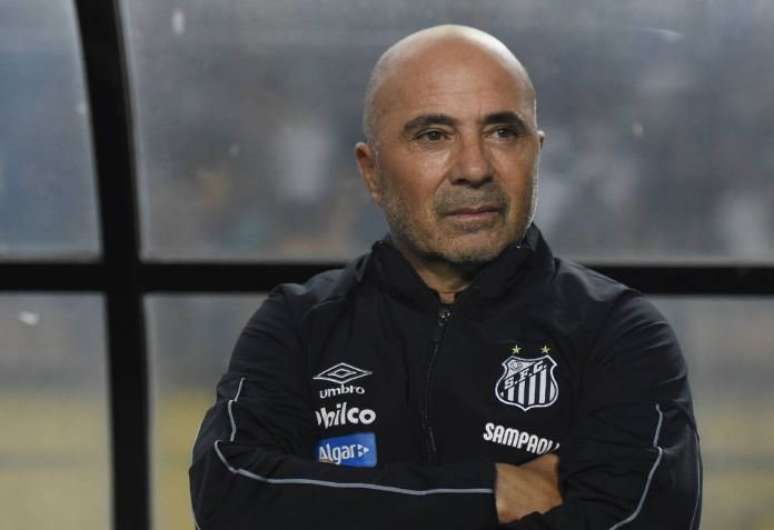 Sampaoli volta a ter seu nome envolvido com o Racing (Foto: Sergio Barzaghi/Gazeta Press)