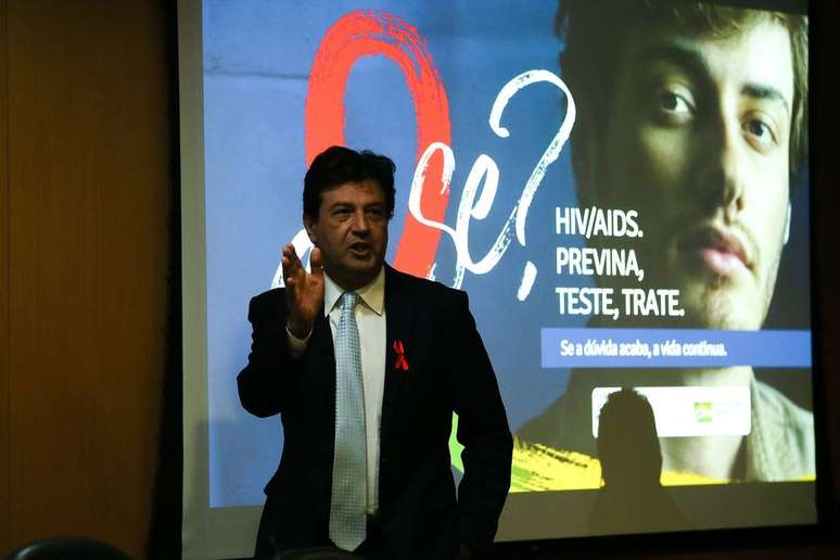 Ministro da Saúde lança campanha de prevenção ao HIV/aids