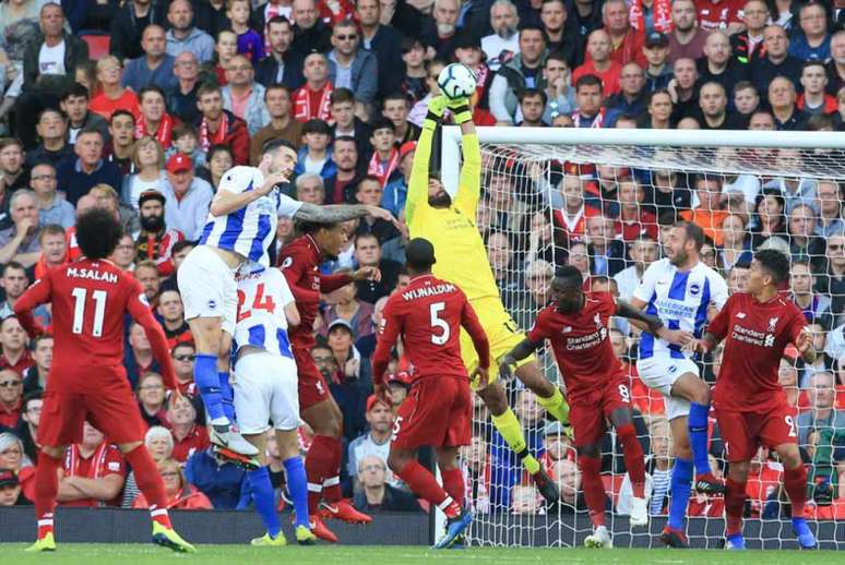 Liverpool e Brighton se enfrentam neste sábado (Foto: AFP)