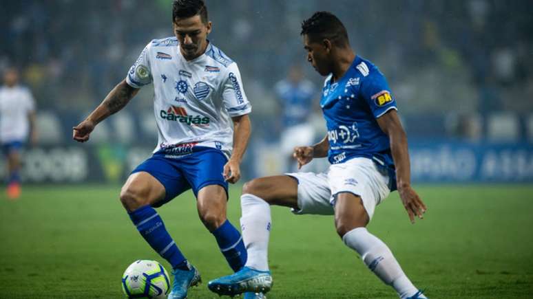 Uma noite tensa do Cruzeiro, que teve grandes dificuldades de jogar contra o CSA-(Bruno Haddad/Cruzeiro)