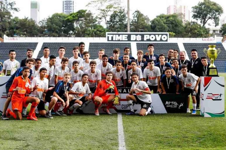 Corinthians festeja 11 anos do título mundial, último campeão sul