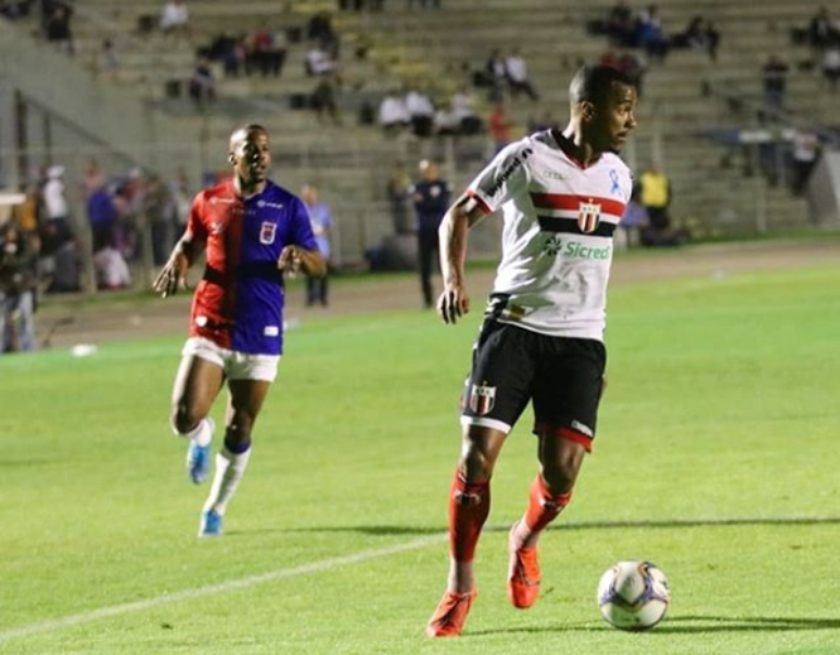 Equipes ficaram no 3 a 3 na Vila Capanema (Foto: Reprodução/Instagram)