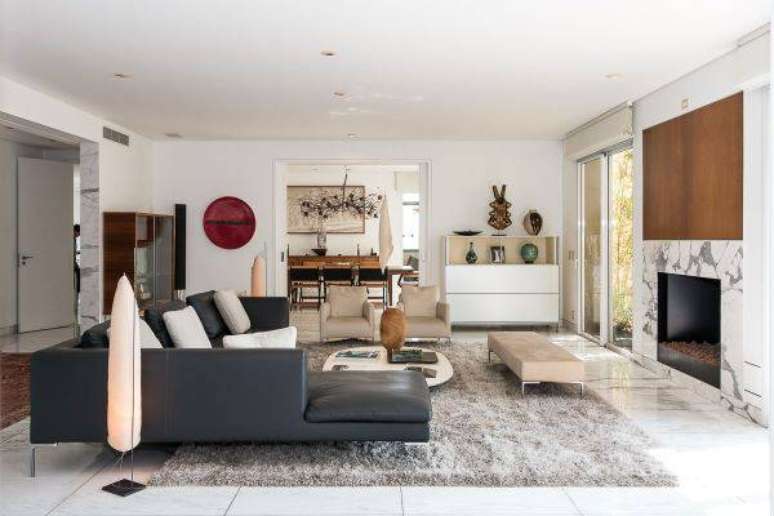 17. Decora&ccedil;&atilde;o de sala de estar com cores neutras &ndash; Projeto: Foto Estudio 360