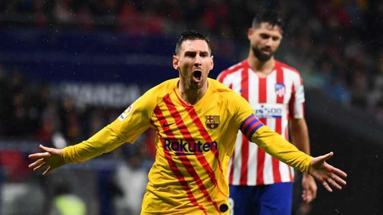 Messi deixa o dele e garante a liderança do Espanhol para o Barça (Foto: AFP)