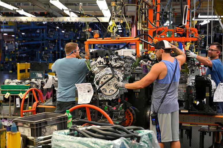 Motores chegam à linha de montagem da fábrica da General Motors (GM) em Spring Hill, Tennessee, EUA. 22/08/2019. REUTERS/Harrison McClary