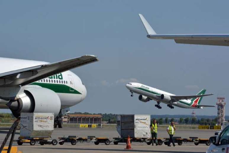 Governo aprova decreto para liberar empréstimo para Alitalia