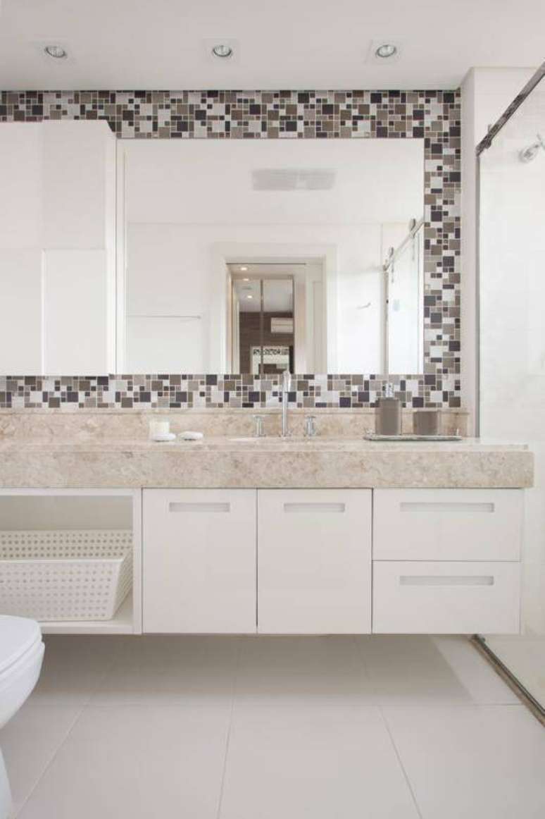 16. A torneira para pia de banheiro é sempre válida em uma ambiente. Projeto de Sartori Design