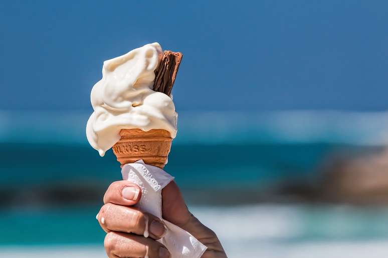 As mudanças de temperatura e certos alimentos (ácidos ou doces) podem causar hipersensibilidade. A dor geralmente desaparece depois de algum tempo.