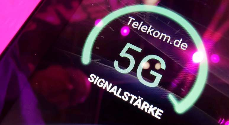 Sinal da Deutsche Telekom para 5G, exibido em dispositivo móvel em feira de tecnologia em Berlim, Alemanha 
05/09/2019
REUTERS/Hannibal Hanschke