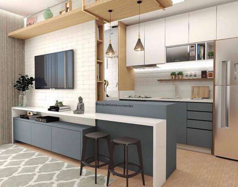 2. A cozinha cinza compacta chama a atenção por ser otimizada. Foto: 4Style Interiores