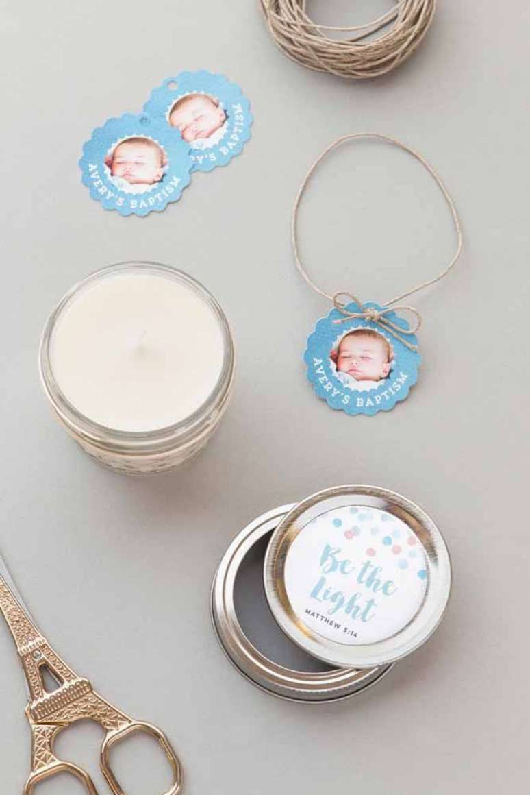 76. Aposte na vela como lembrancinha de batizado &ndash; Via: Pinterest