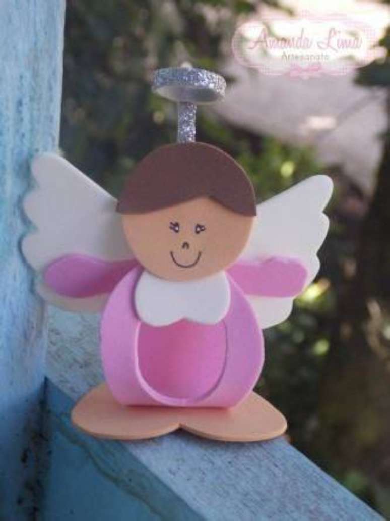 10. Lembrancinha de batizado em eva de anjinho &ndash; Via: VestiDecor