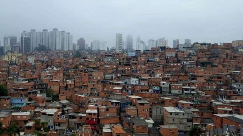 Paraisópolis não tem nenhuma biblioteca, parques ou salas de cinema