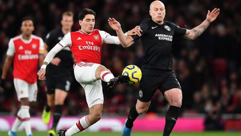 Arsenal perdeu mais uma na Premier League (Foto: AFP)