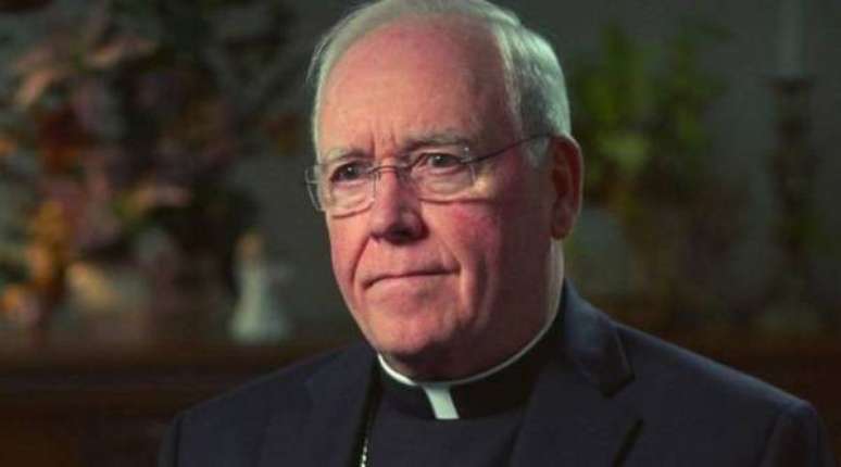Papa aceita renúncia de bispo acusado de encobrir pedofilia